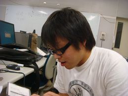 �ق������